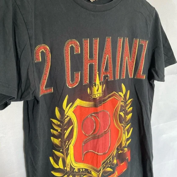 2 Chainz Based on a T.R.U. Story Graphic Tee - Picture 2 of 5